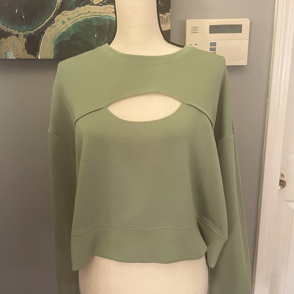 90 DeGree Athletic Leisure Long sleeve shirt with peekaboo front size XL - Picture 1 of 6